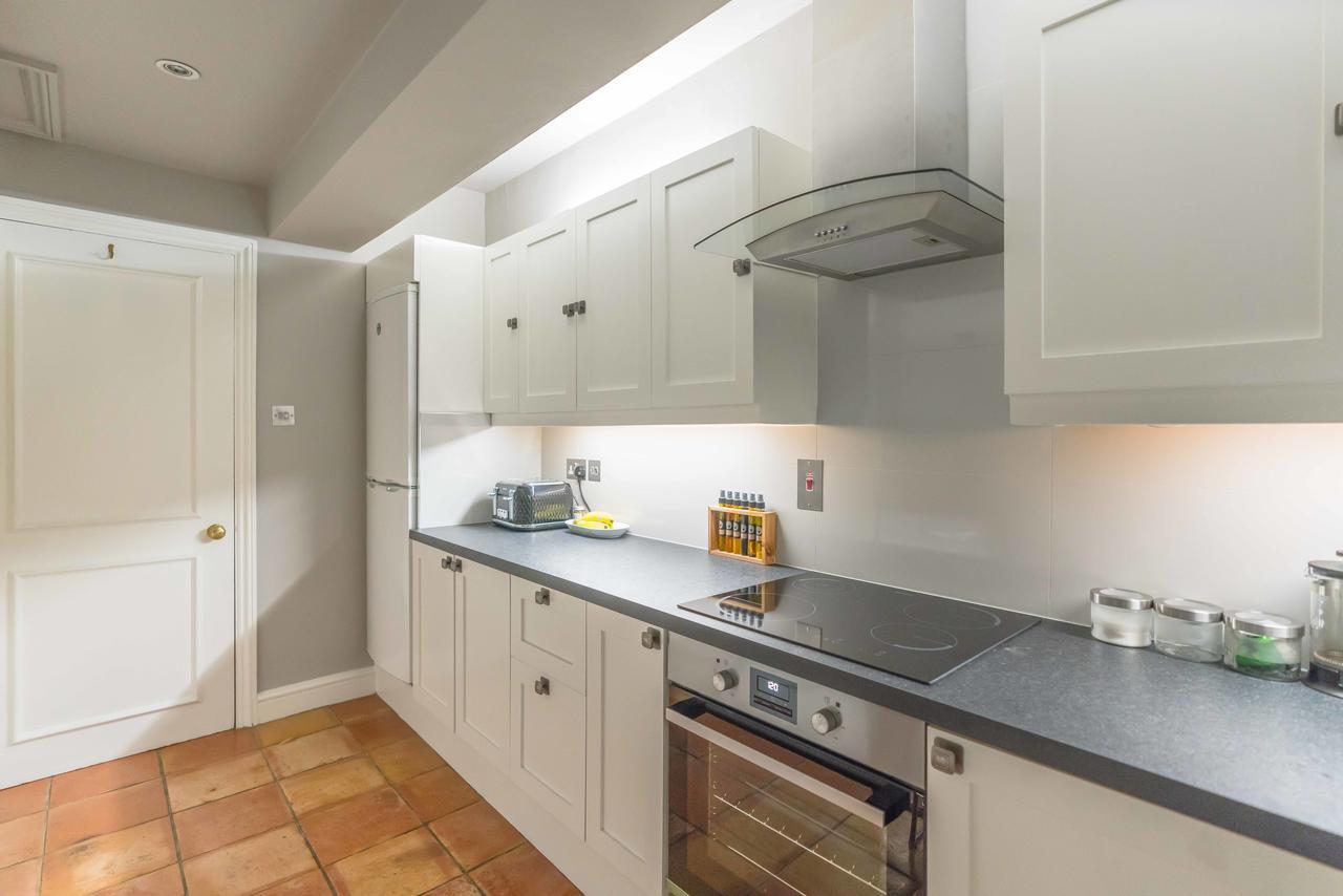 Stunning House In Chelsea By 5starstay London