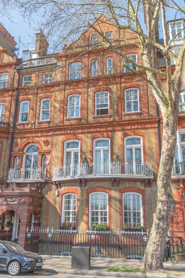 Stunning House In Chelsea By 5starstay London