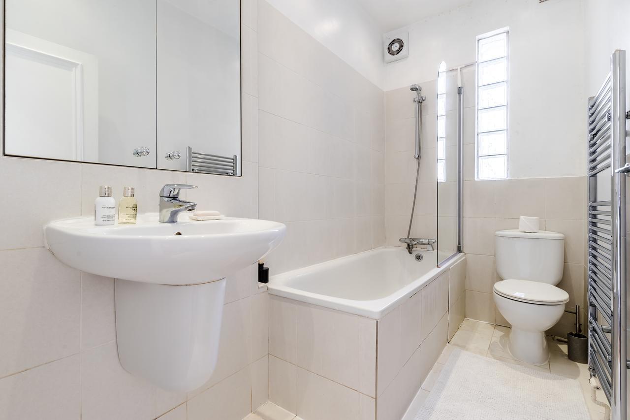 Kensington Luxury Apartment *