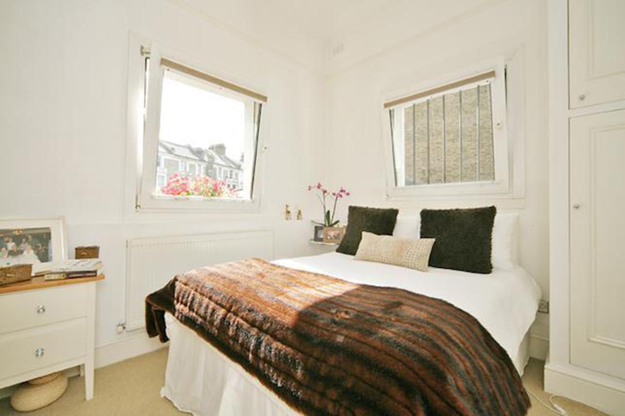 Kensington Luxury Apartment