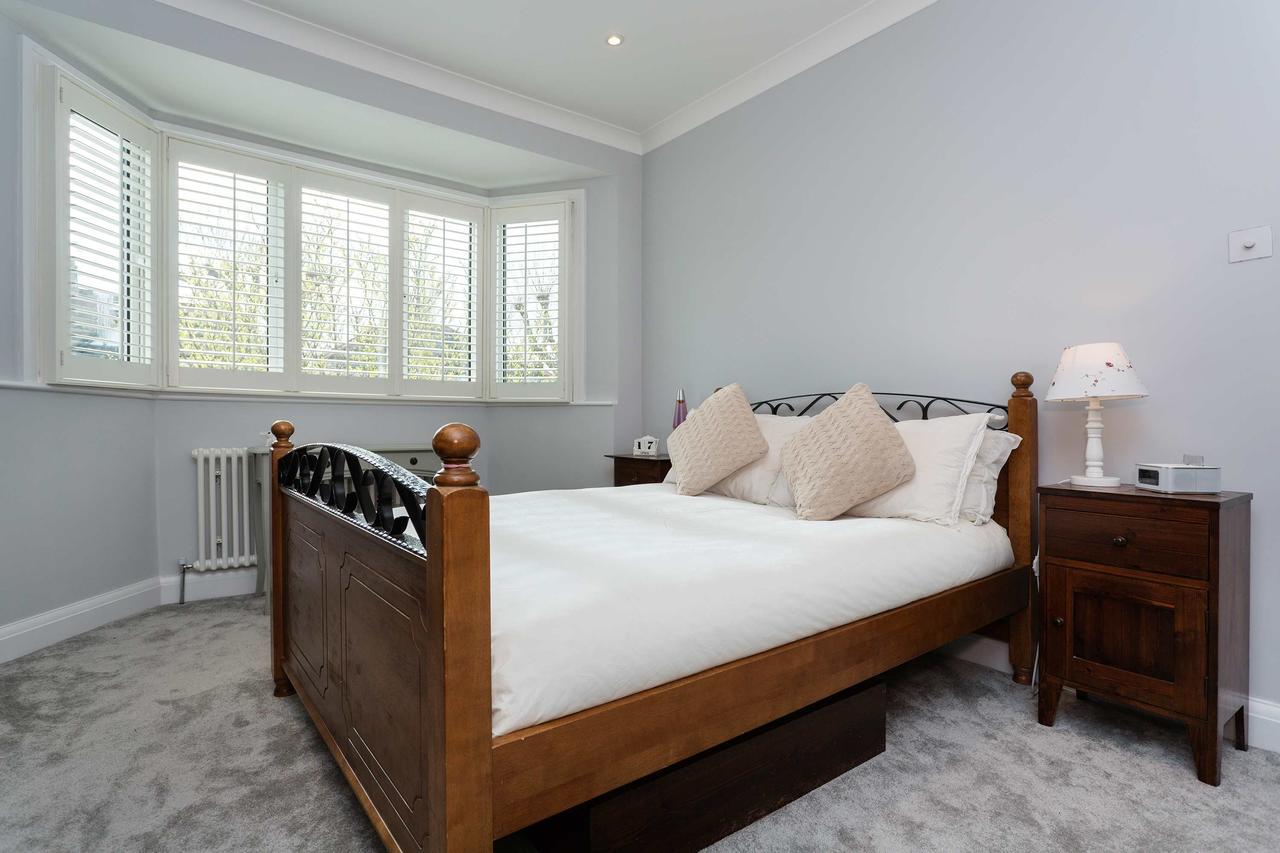 Veeve - Bespoke Wimbledon Retreat
