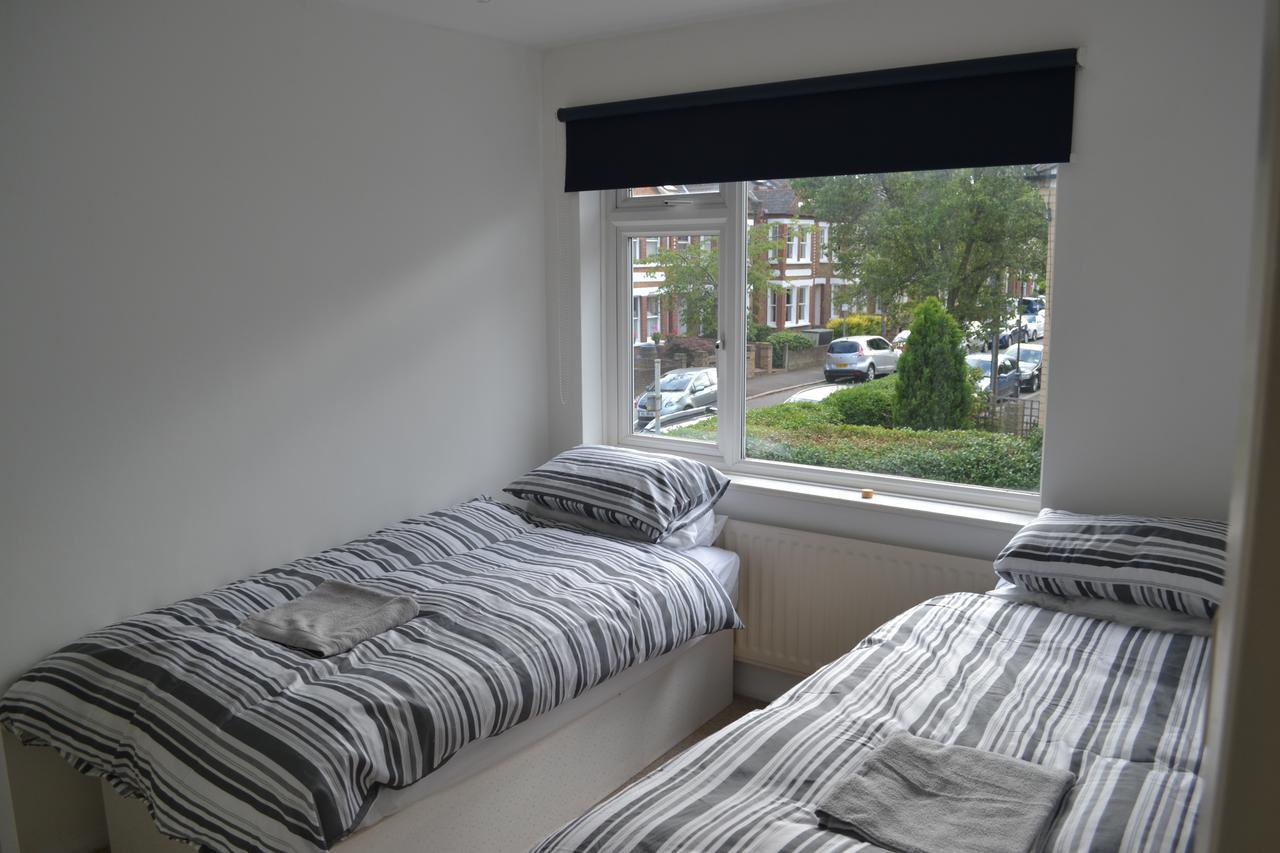 Lovely 3 Bedroom House Wimbledon