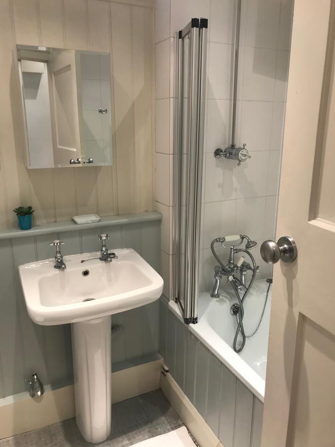Marylebone High Street Apartment 3*