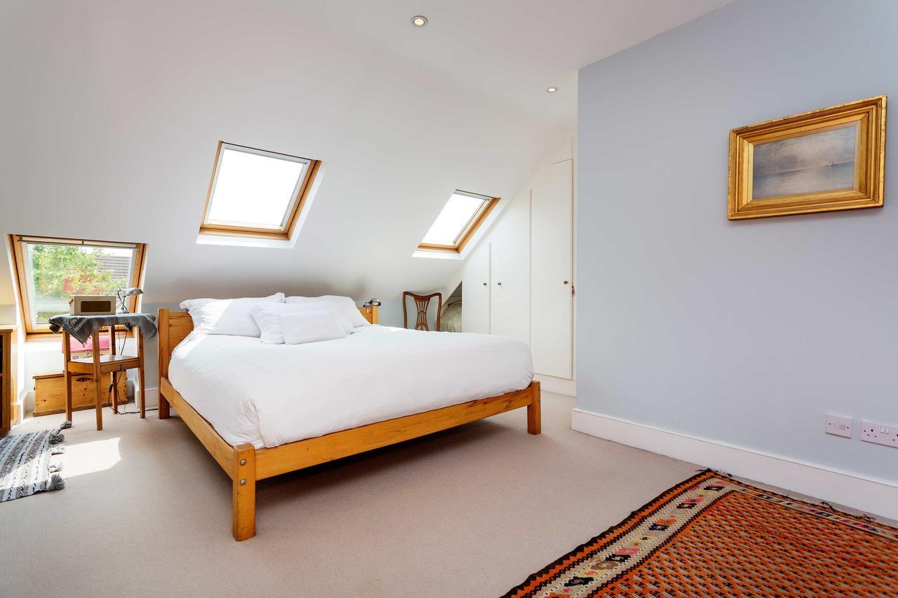 Holiday home Veeve - West Escape