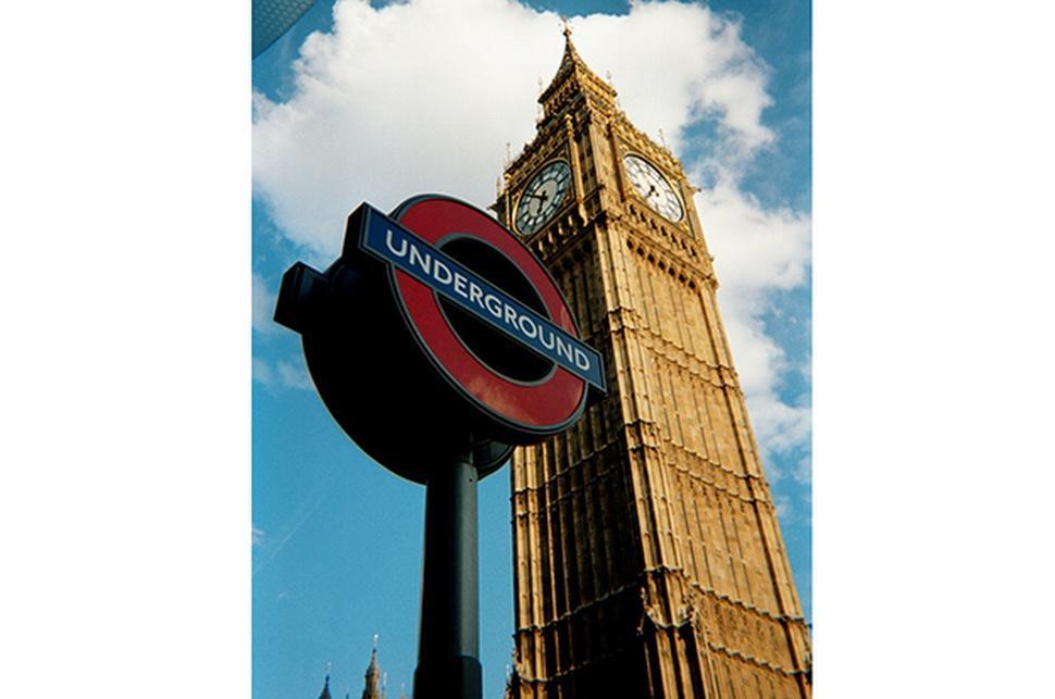 Queen's - Euston *