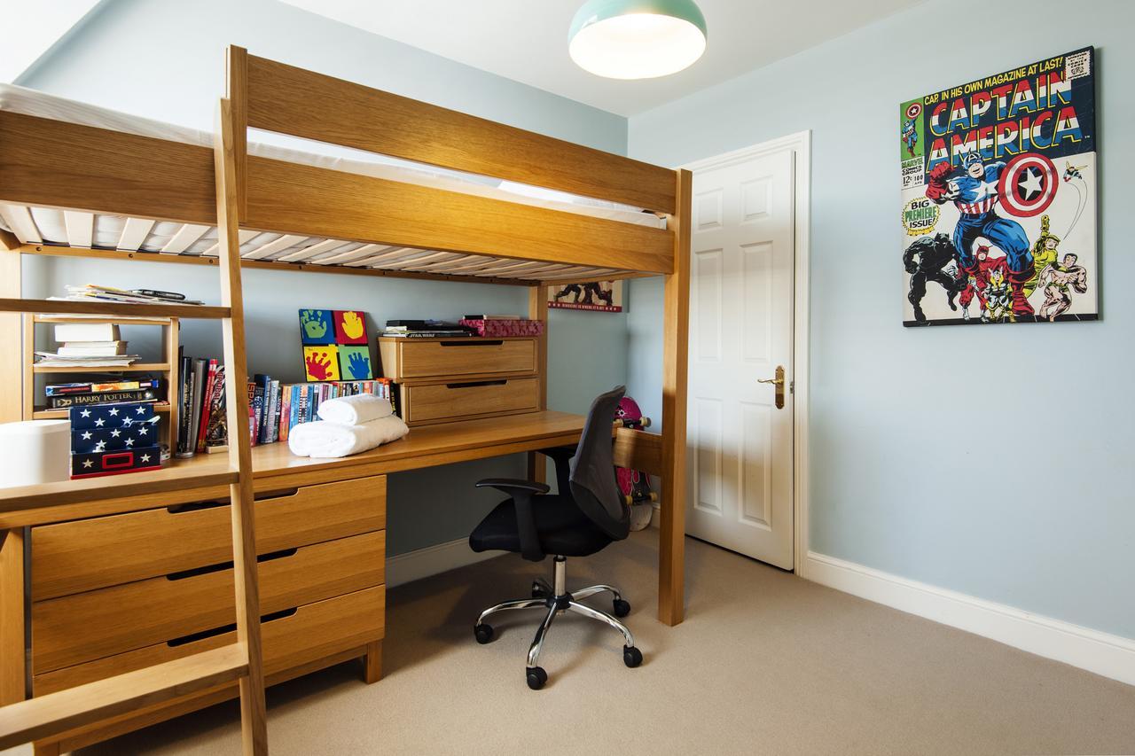 Enchanting Southfields By King George's Park London