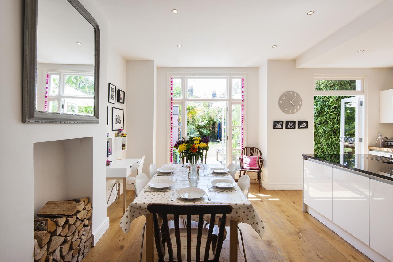 Holiday home Enchanting Southfields By King George's Park