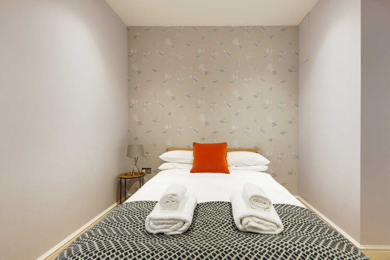 Enchanting Southfields By King George's Park London