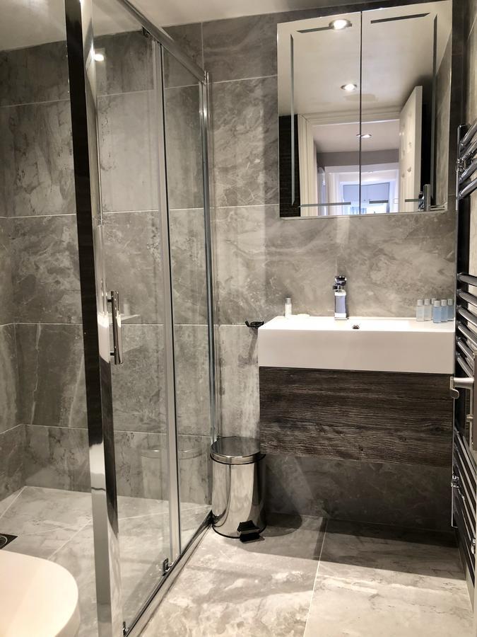 Chic Near Regents Park Free Wifi Apartment *