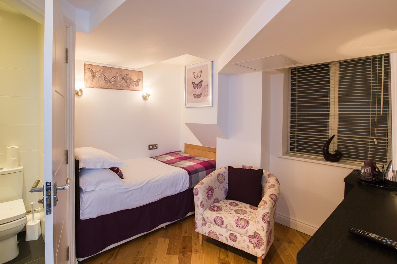 The Pods At Nell Gwynn Aparthotel 4*