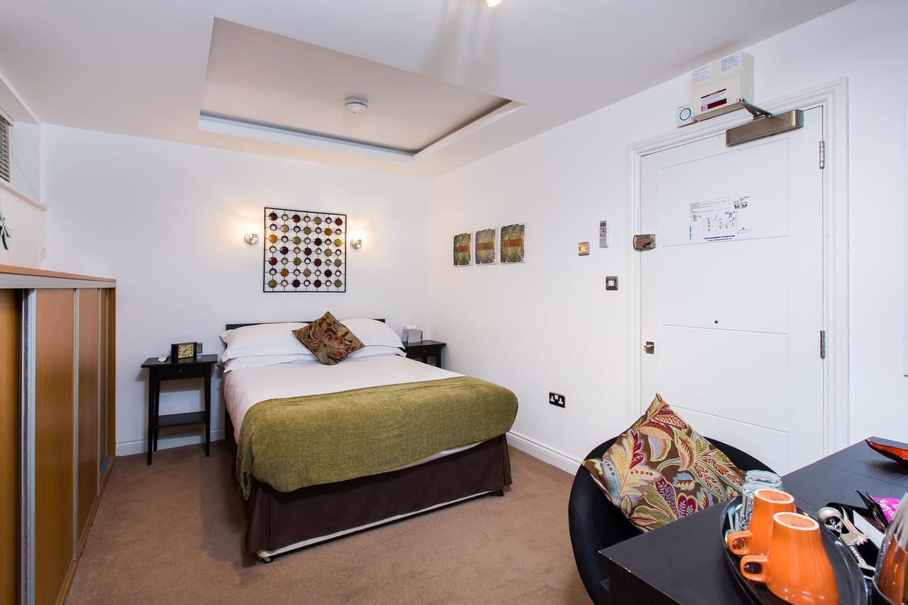 The Pods At Nell Gwynn Aparthotel 4*