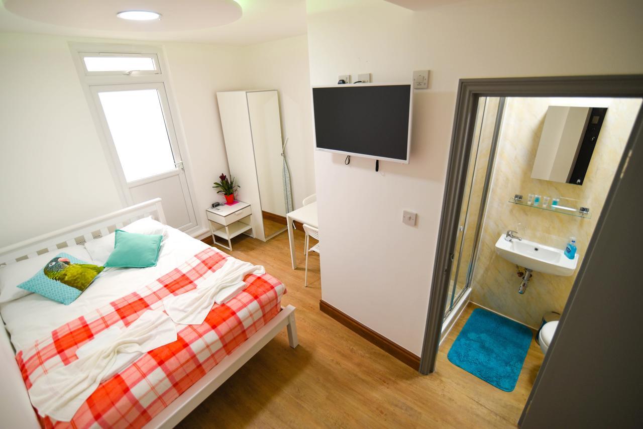 Green Suites 4*