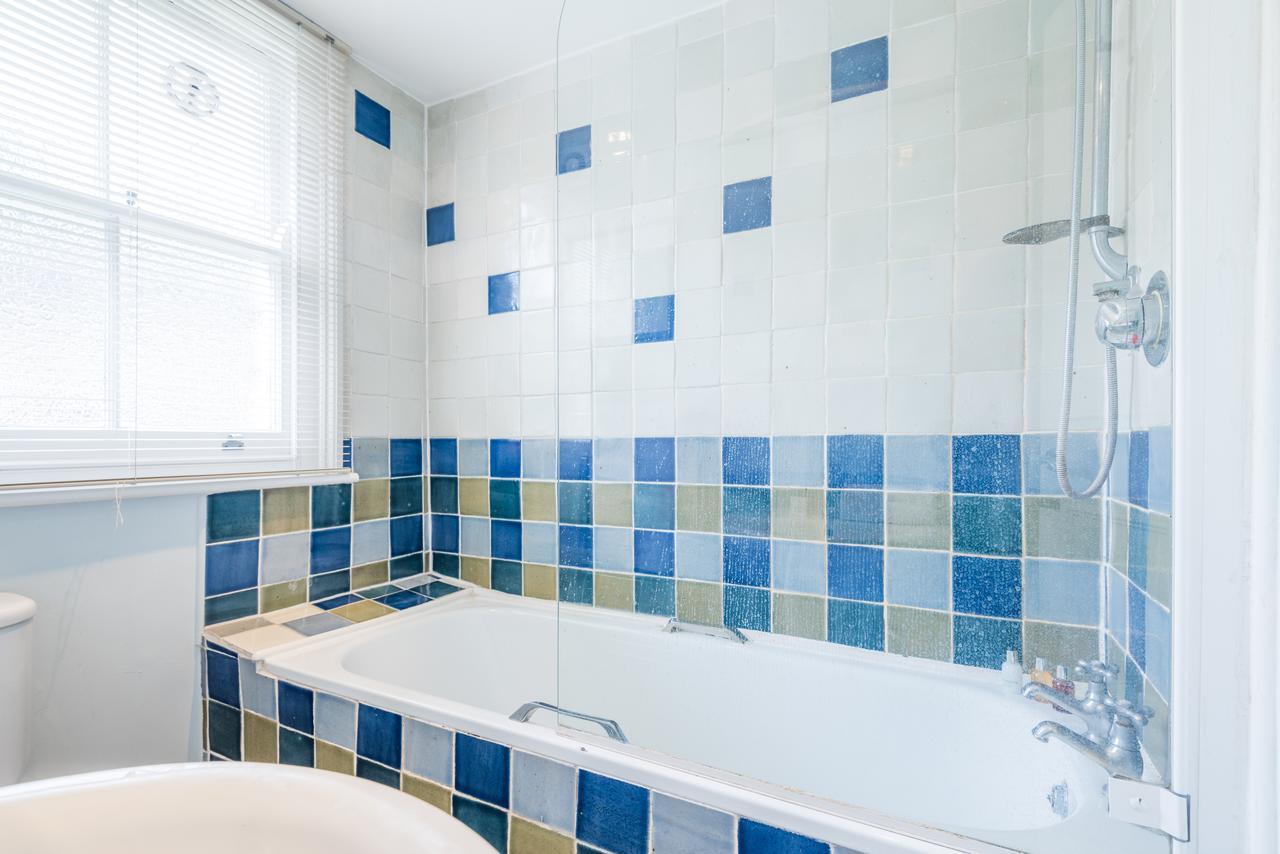 Large Family In Fulham Holiday home London