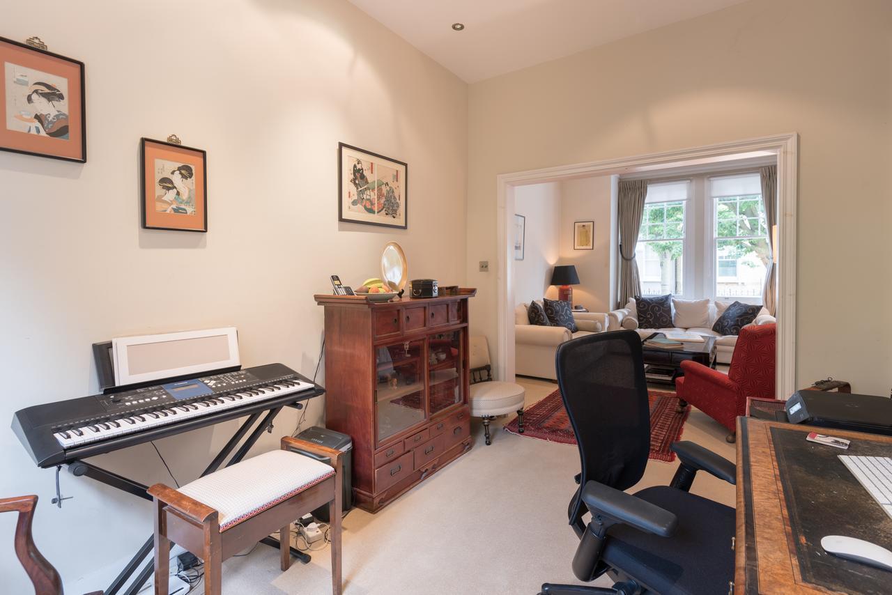 Large Family In Fulham Holiday home