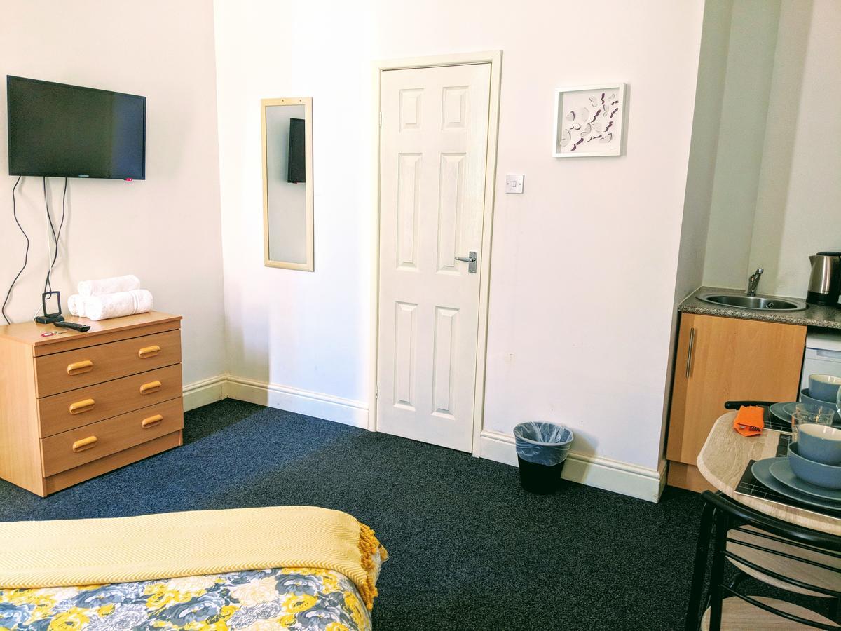Hammersmith Lifestyle Apartment London