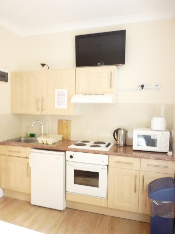 Earls Court Aparthotel 2*