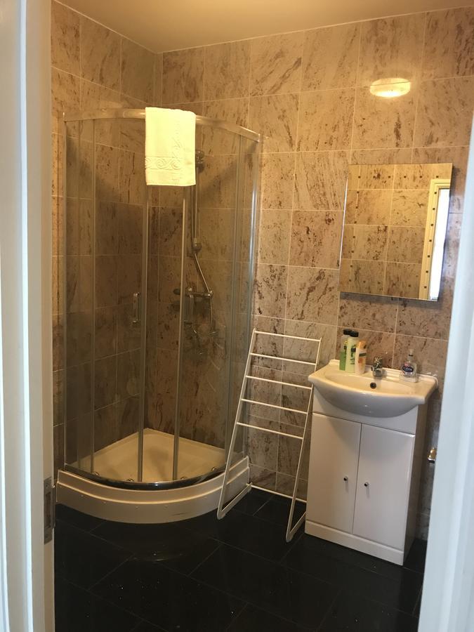 Bethnal Green Guest house 2*