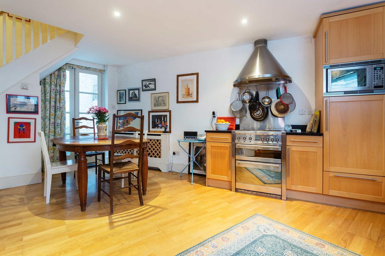Veeve - Pretty In Pimlico Holiday home London