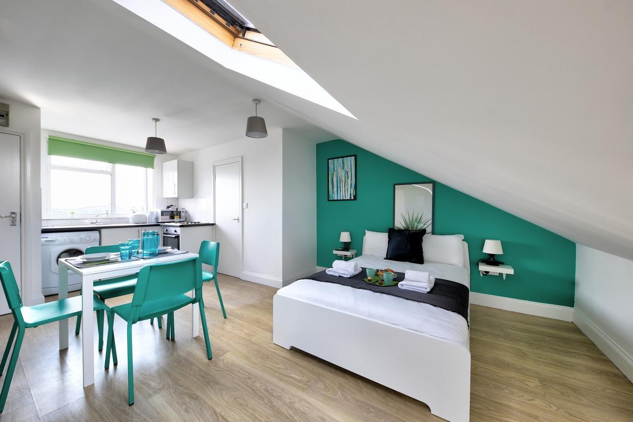 Tbc Holiday London