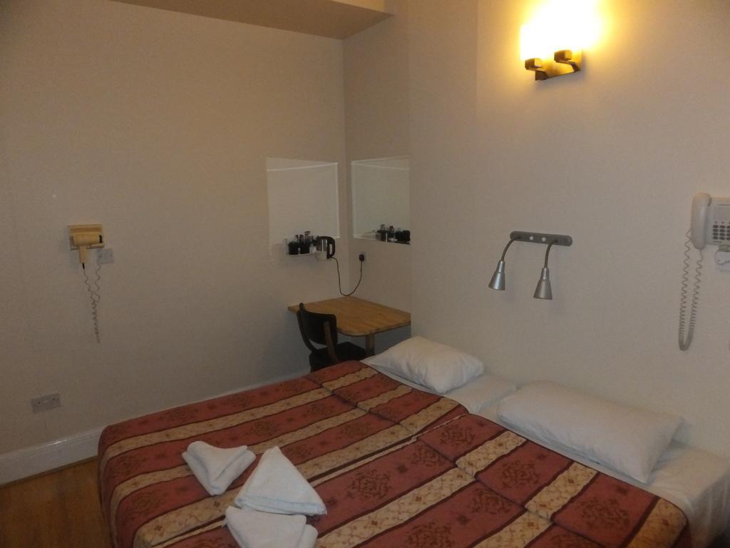 Ruskin Hotel 2*