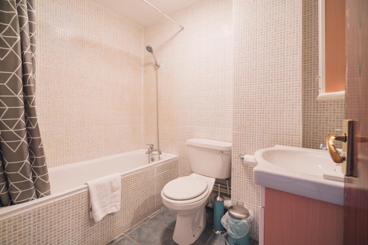 Queen's - Euston Apartment London