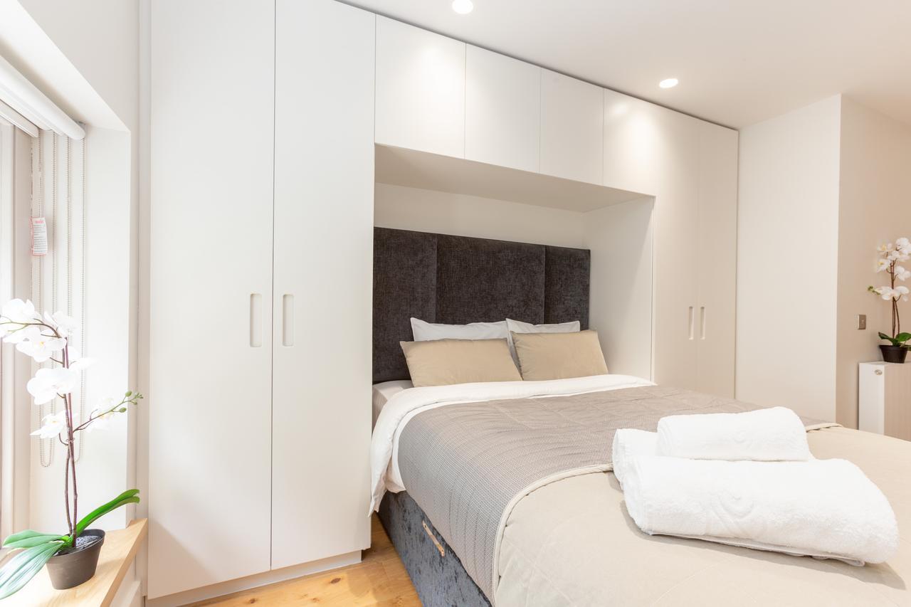 Fitzrovia - Soho - Private * London