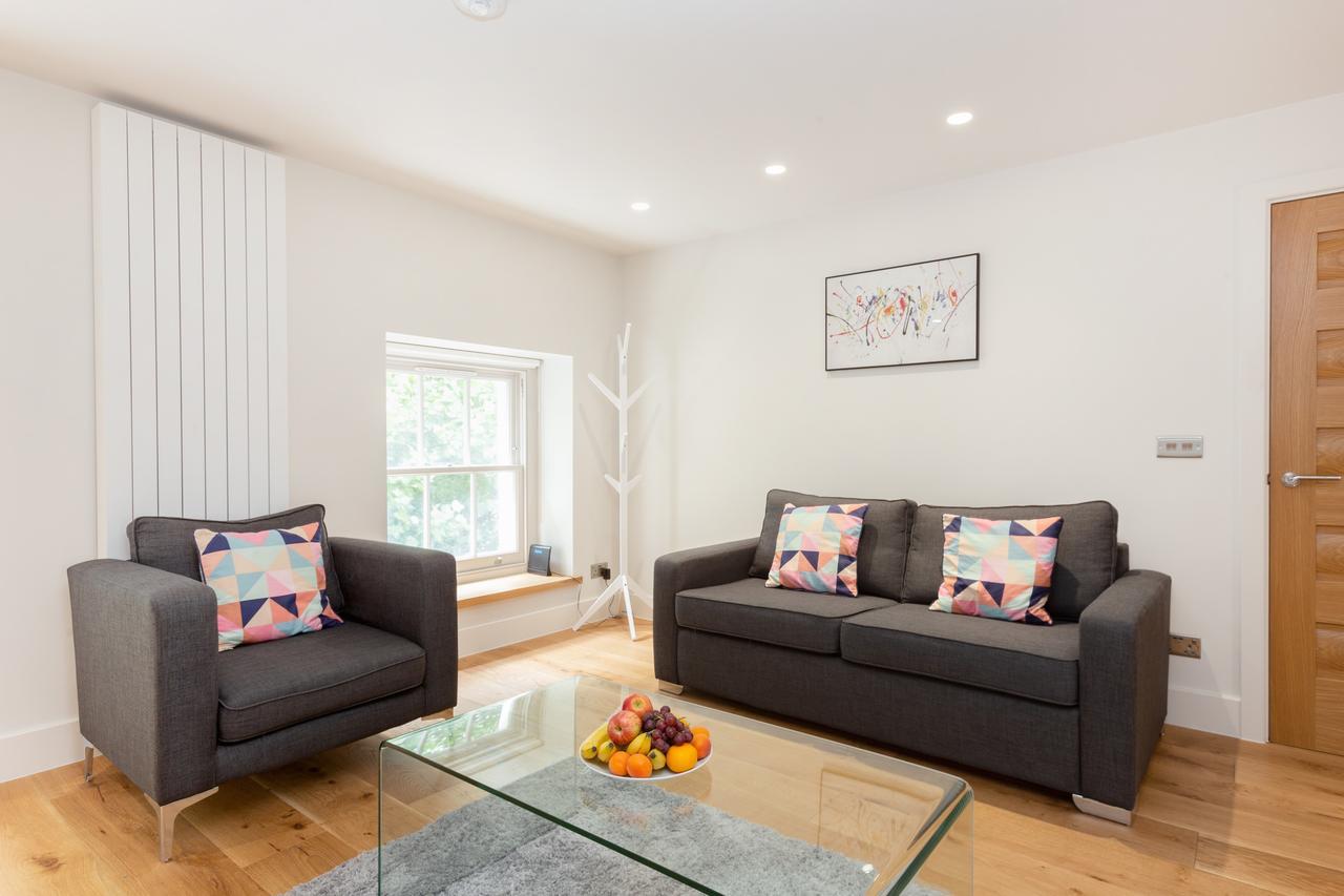 Fitzrovia - Soho - Private * London