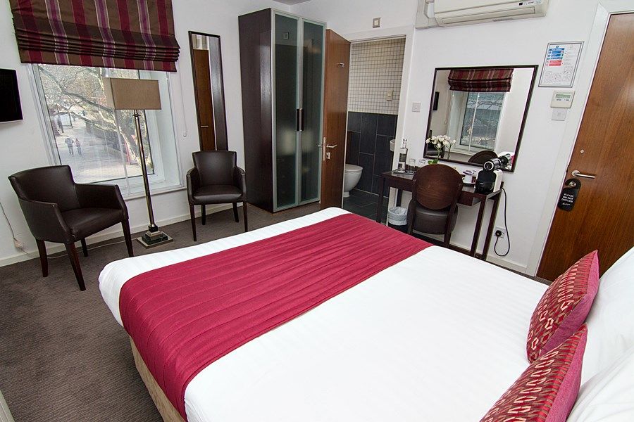 Hotel Euston Square 3*