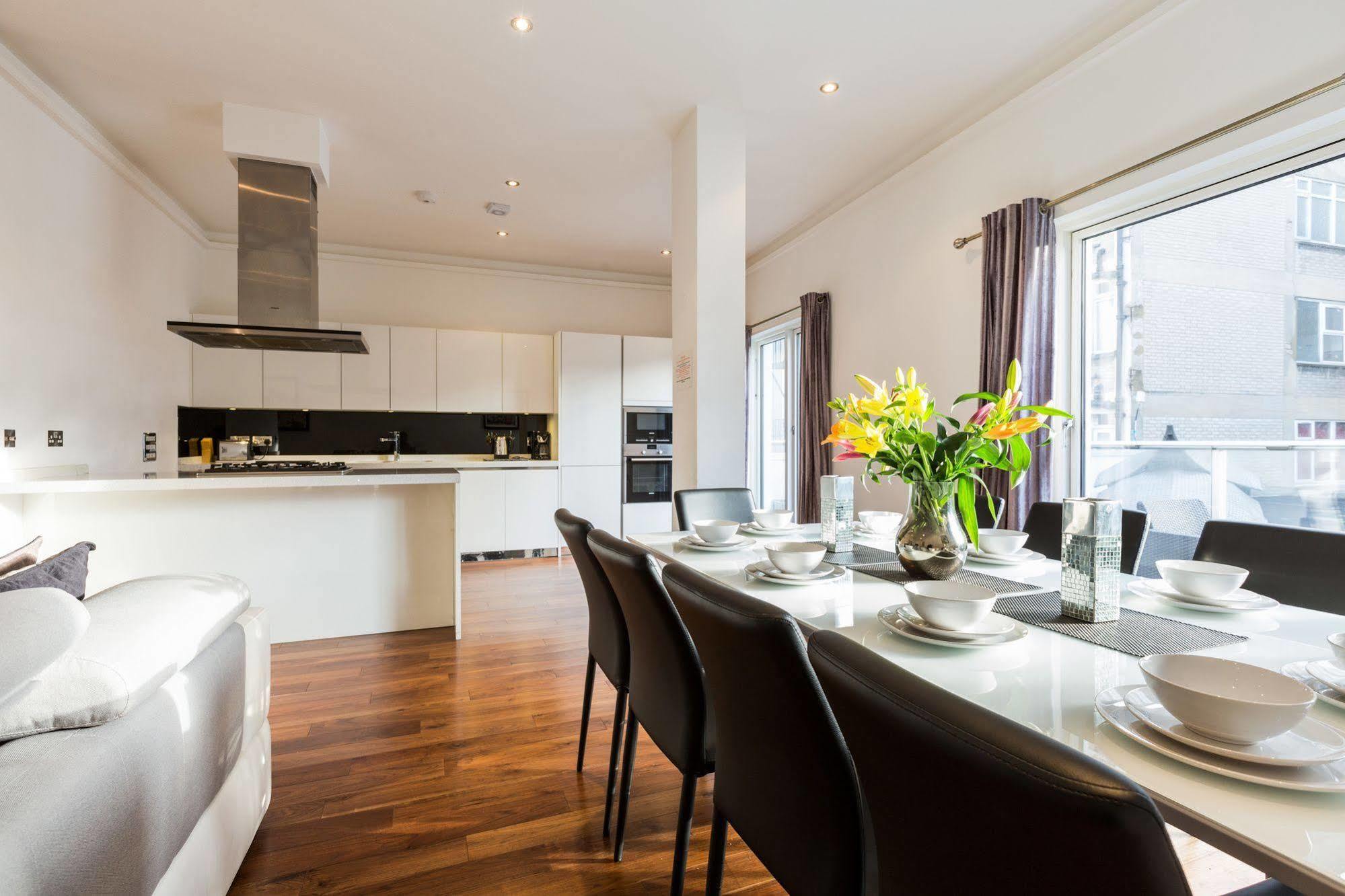 City Courtyard & Penthouse Hotel 5*