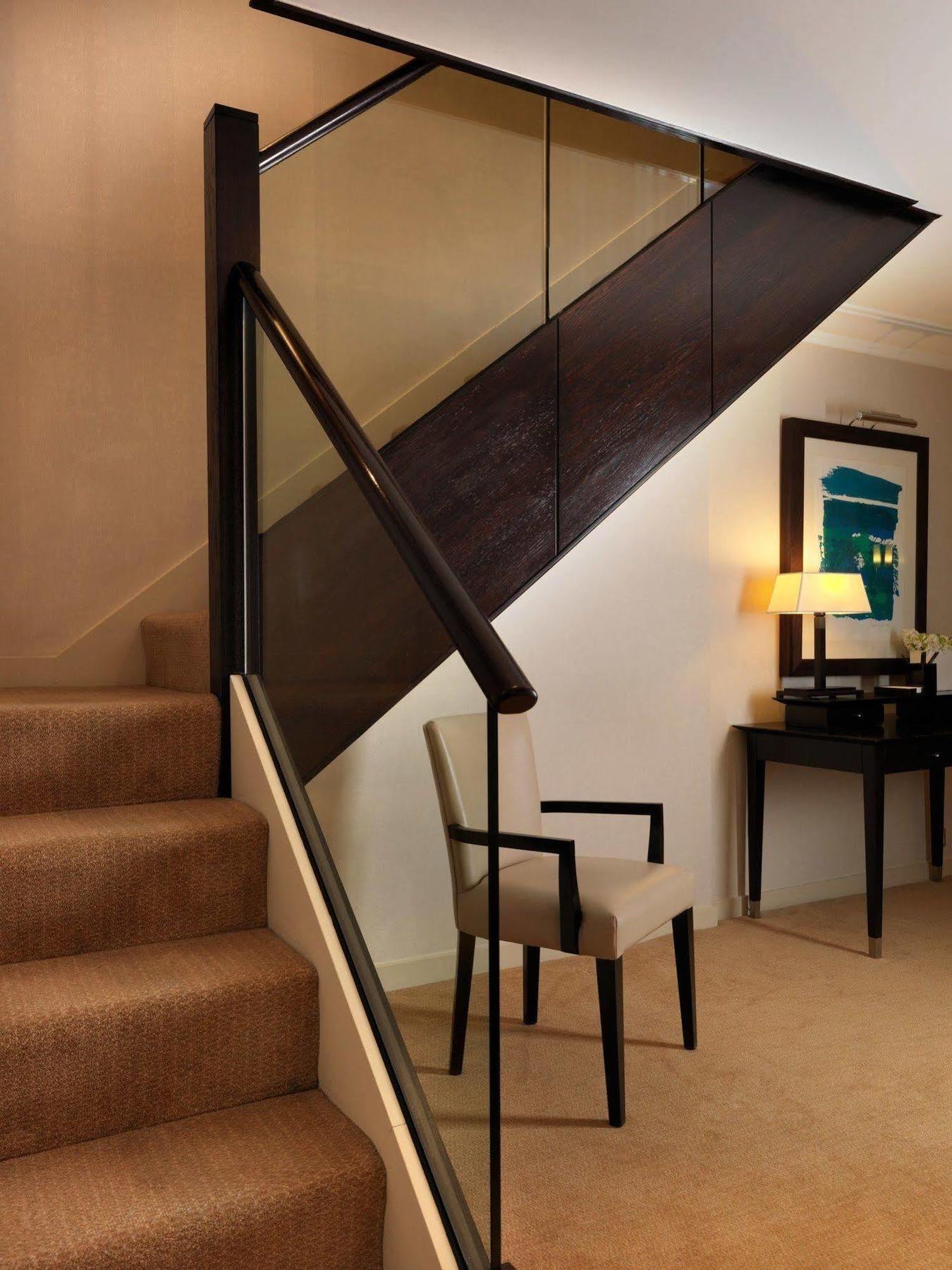 Cheval Phoenix House At Sloane Square 5* London