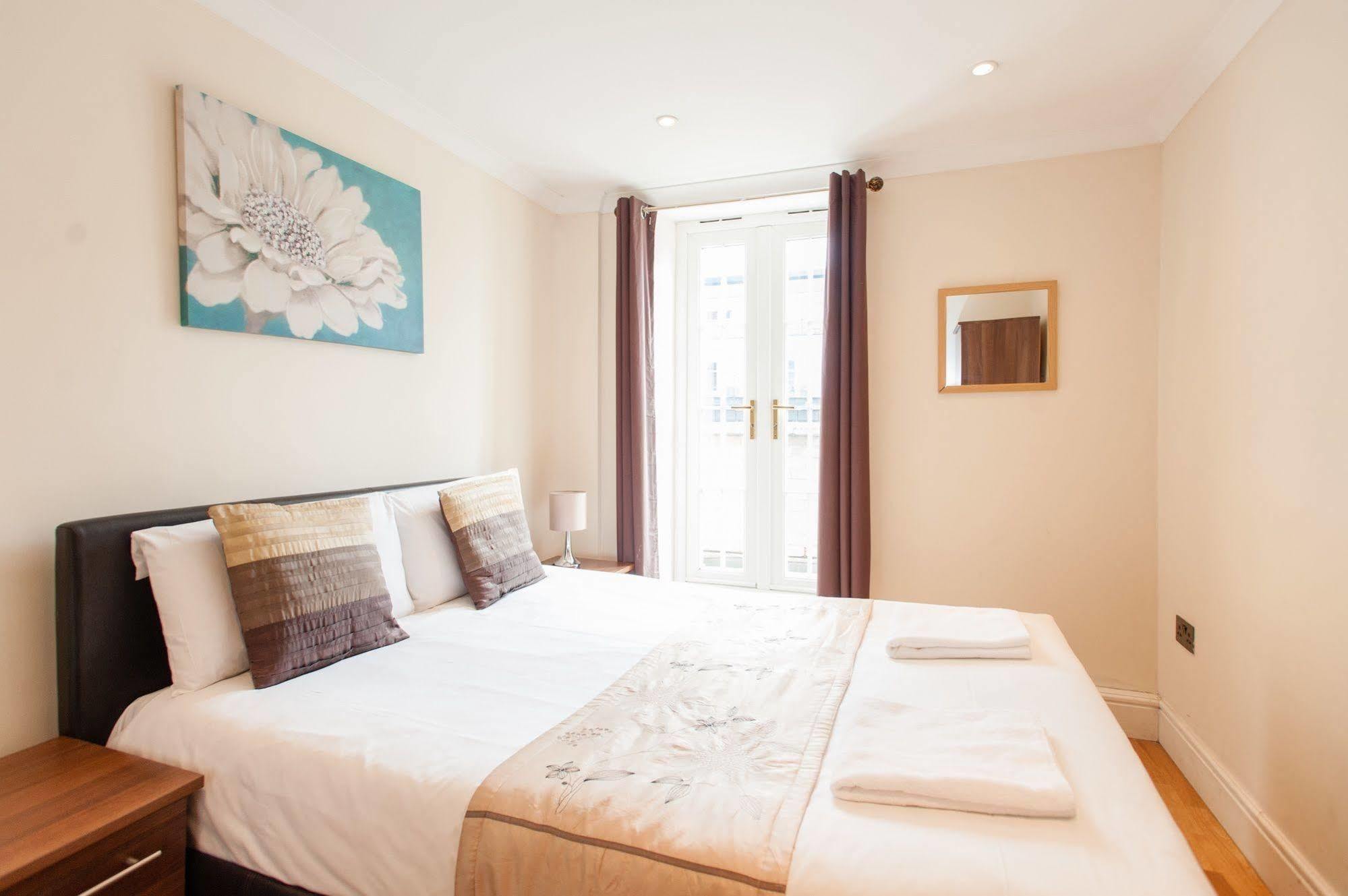 Serviced Apartamento *