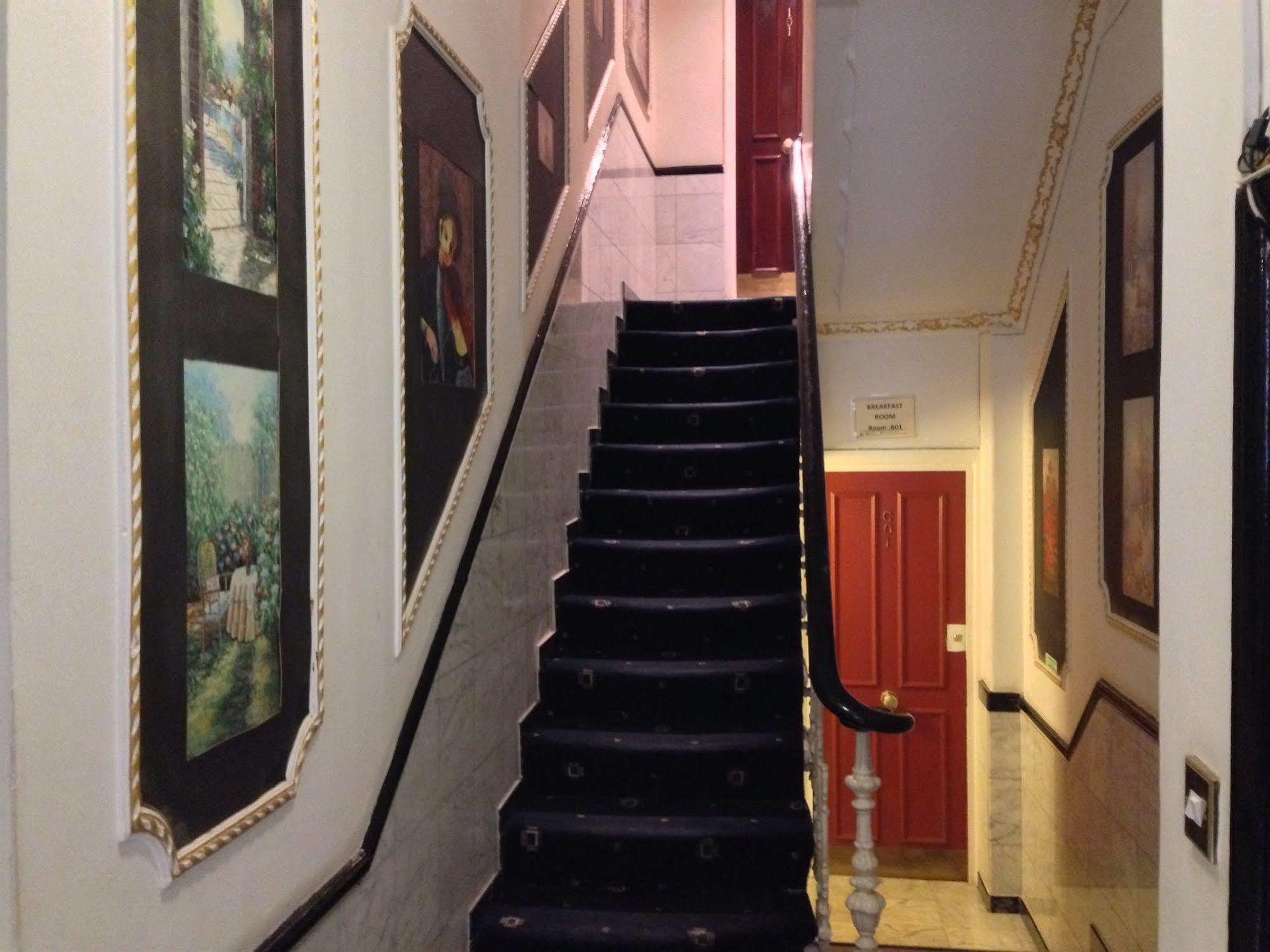 Hotel Whiteleaf London