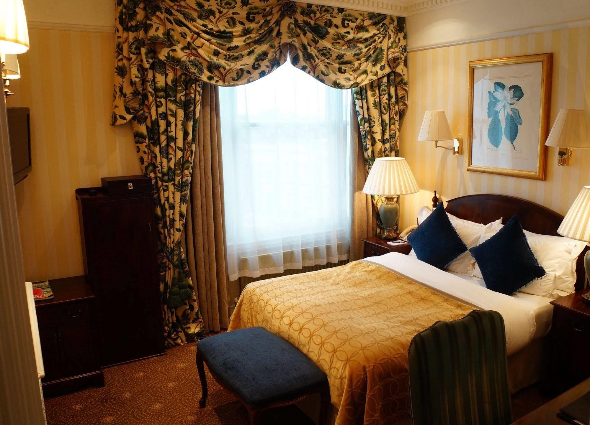 Hotel The Colonnade London