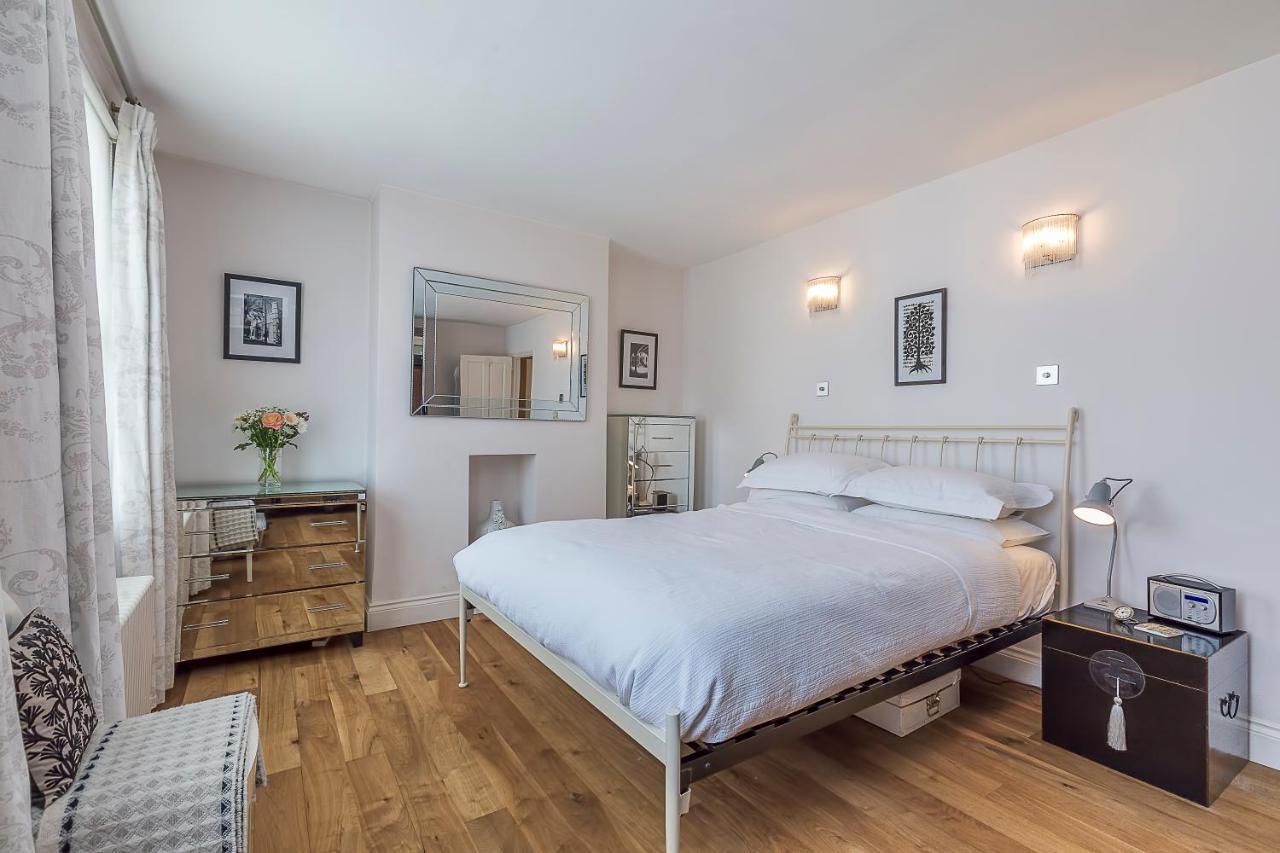 Veeve - Style In Wimbledon Apartment *