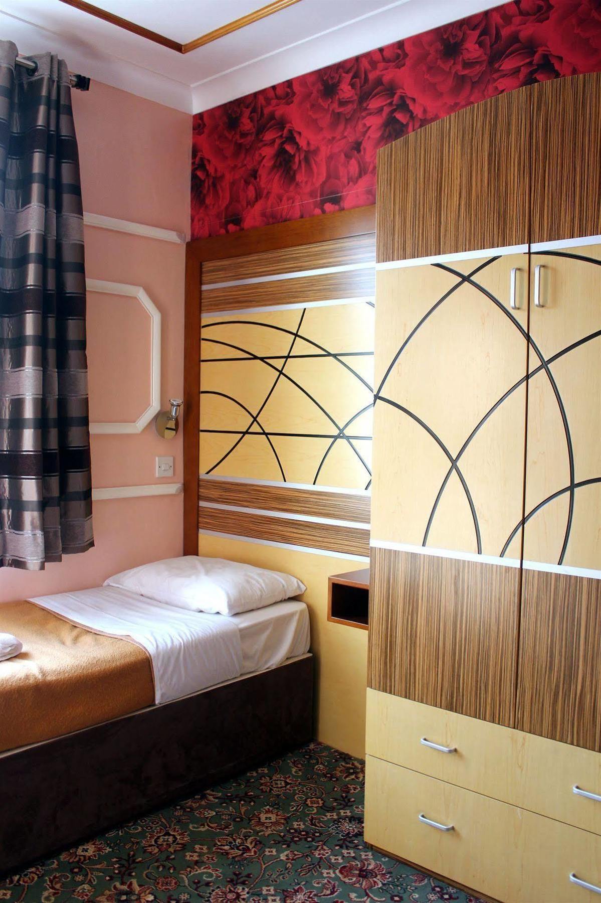 Hotel Vegas 3*