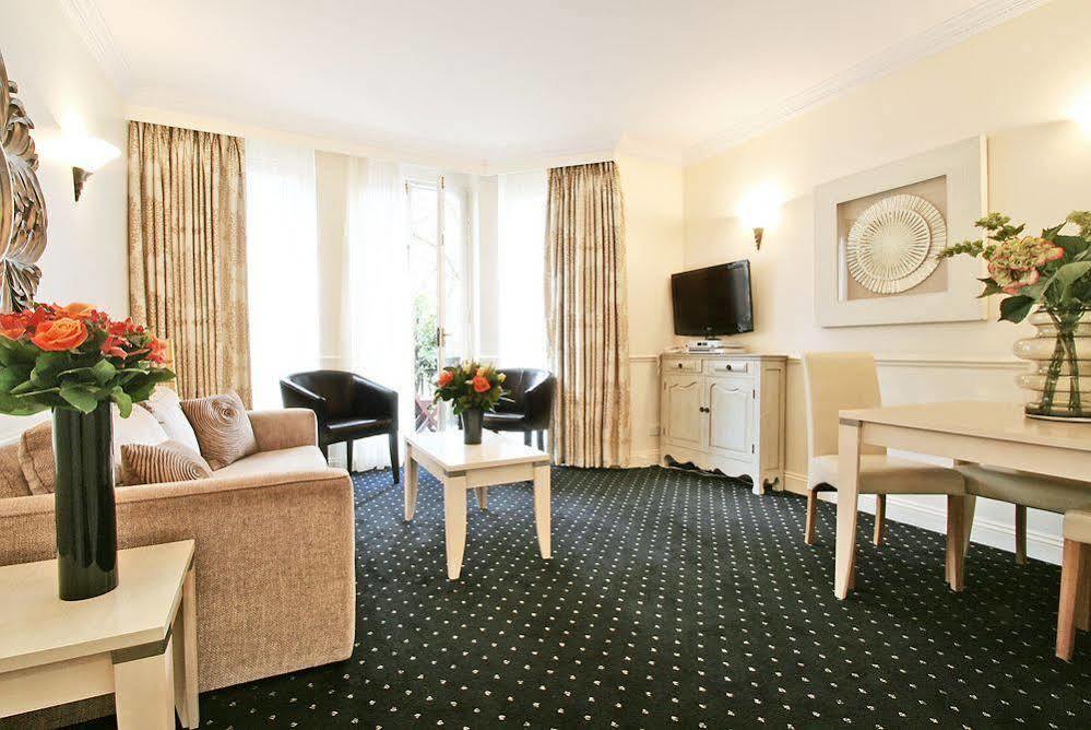 Collingham Serviced Aparthotel