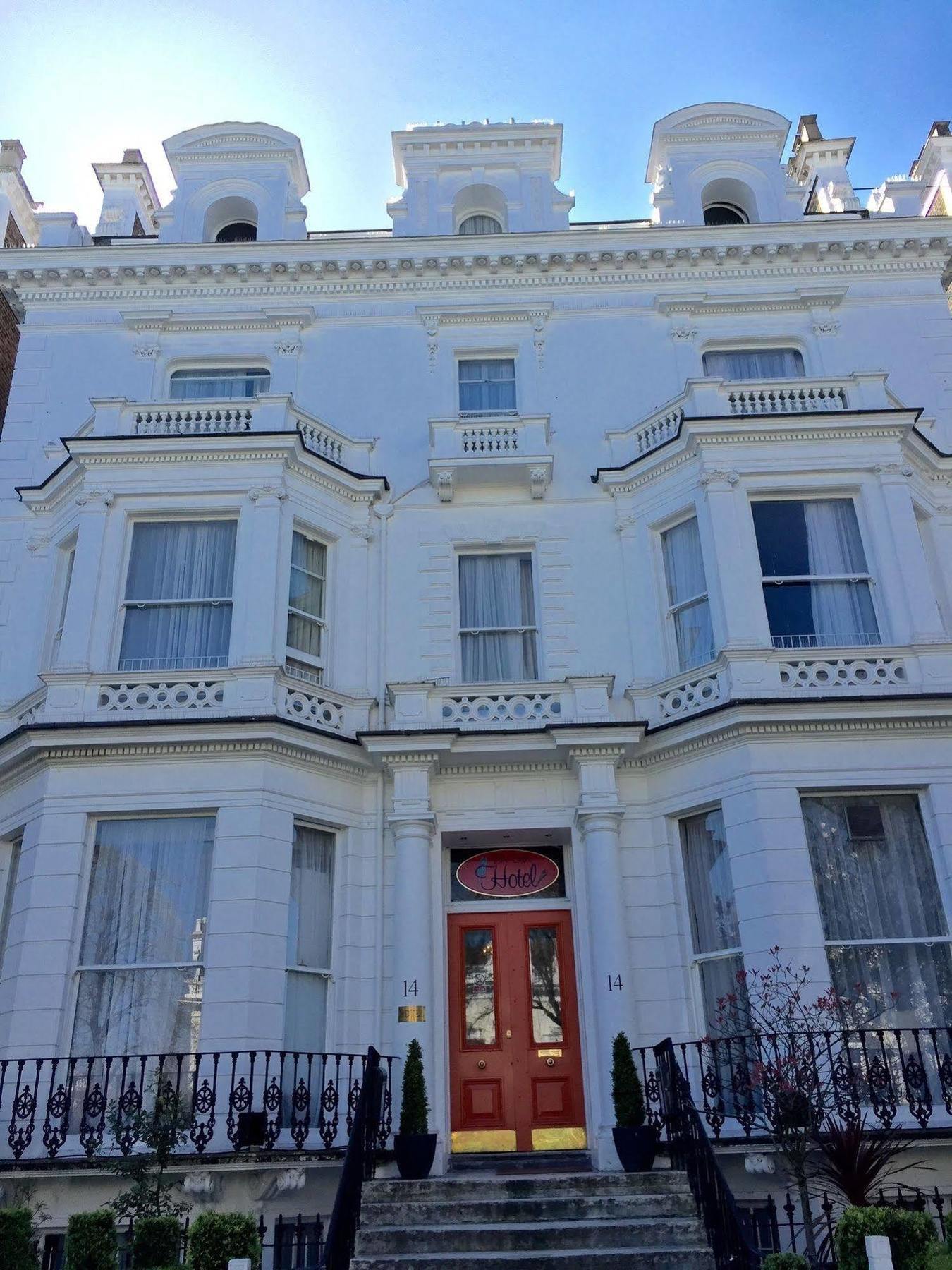 Blue Bells Hotel London