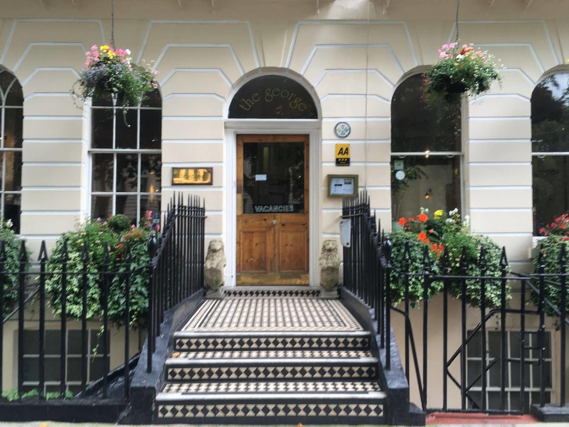 Hotel George