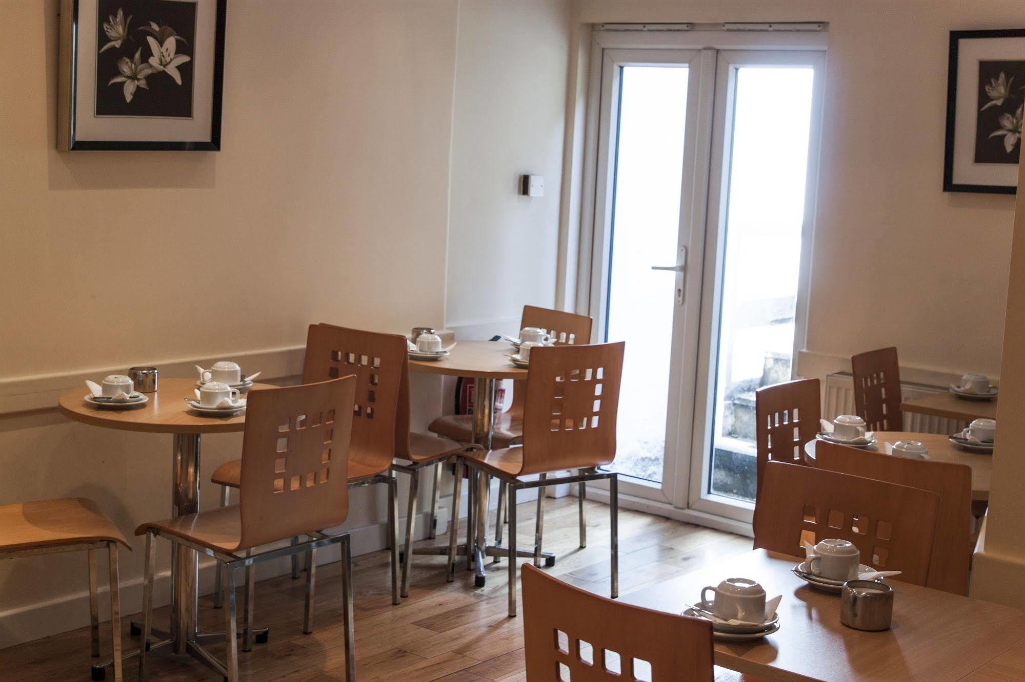 Hotel Lord Jim Kensington London