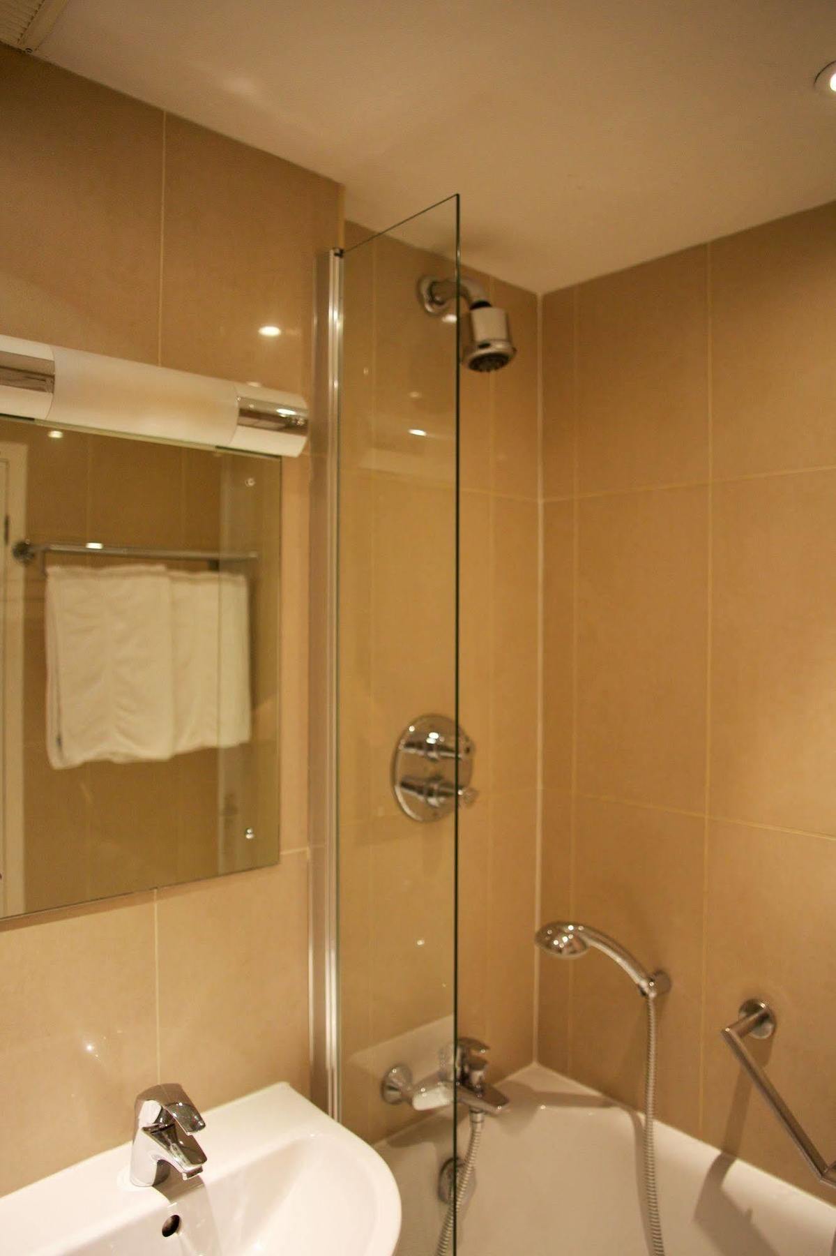 Quality Hampstead Hotel