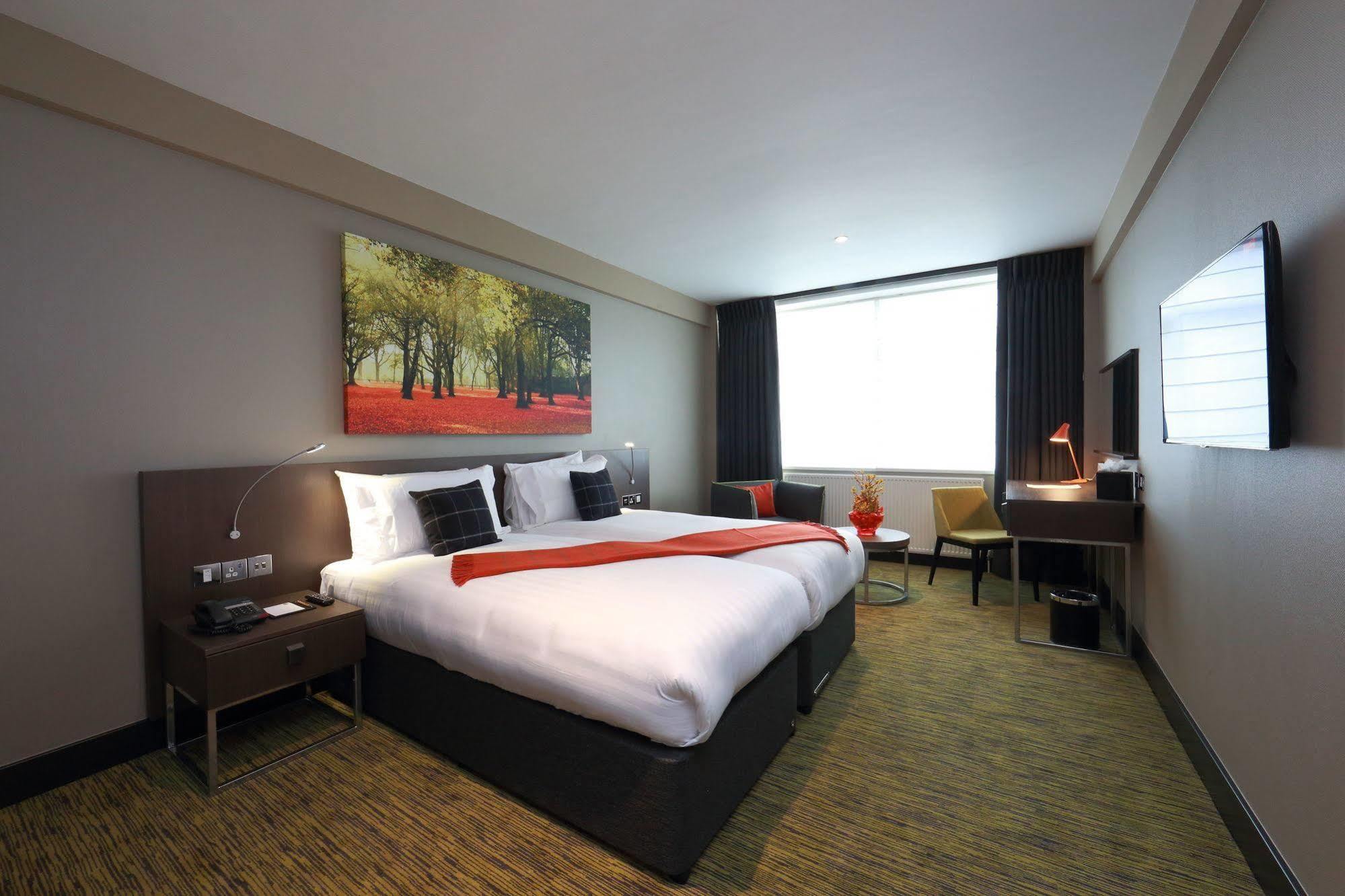 Hotel Hampton By Hilton Londres
