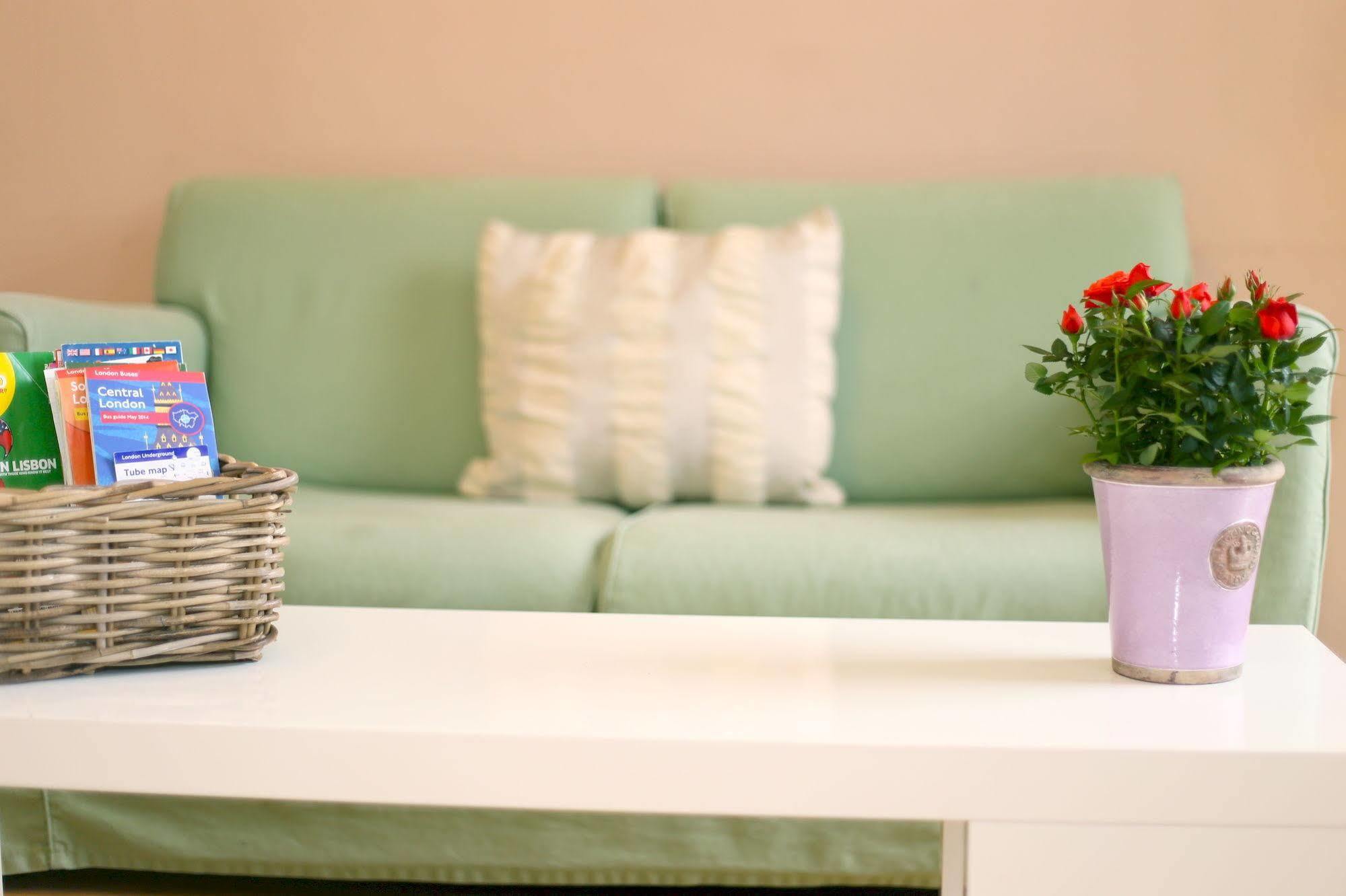 Short Lets In - Angel Apartment *