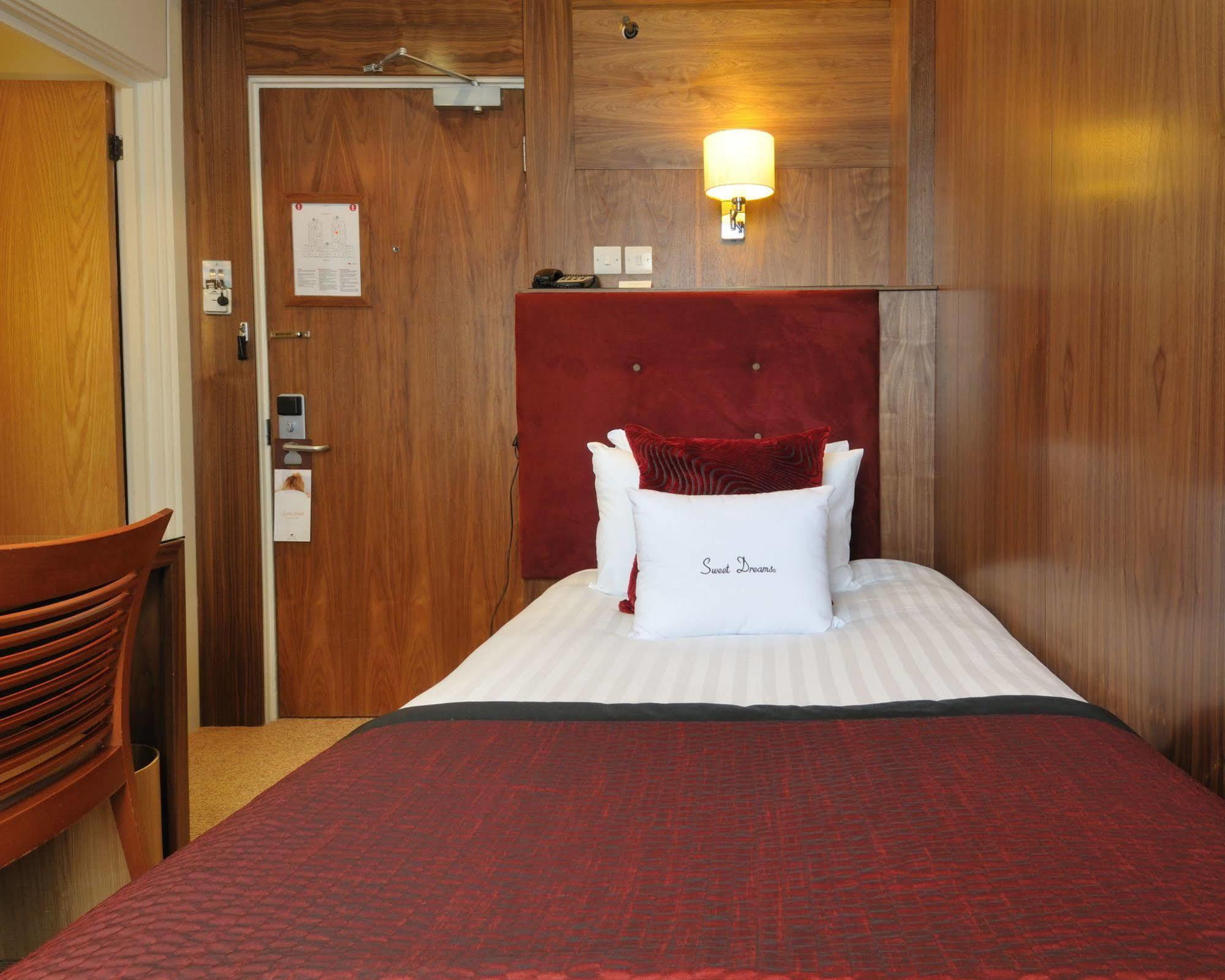 Doubletree By Hilton - West End Hotel 4*