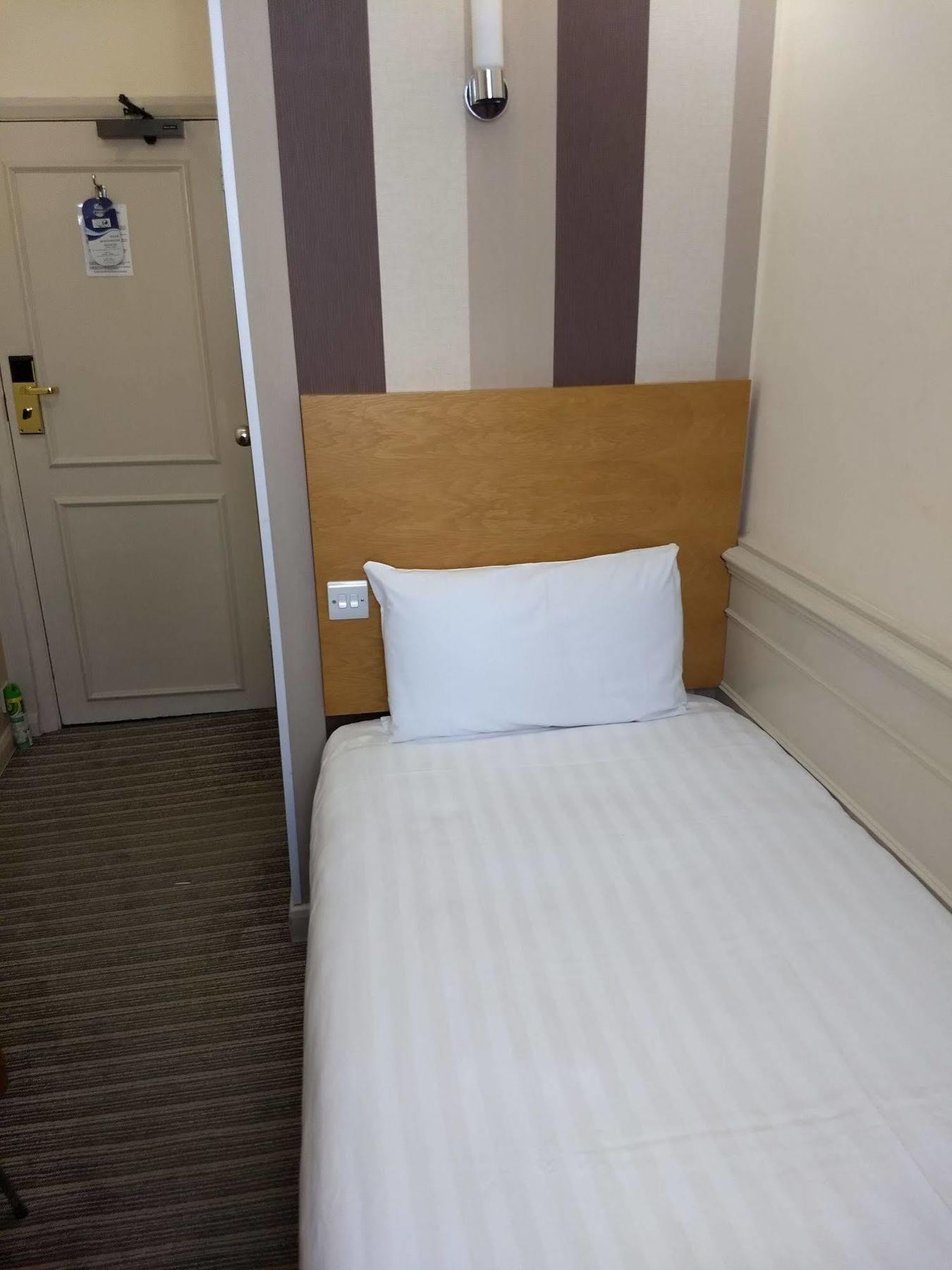 Garden Court 3* London