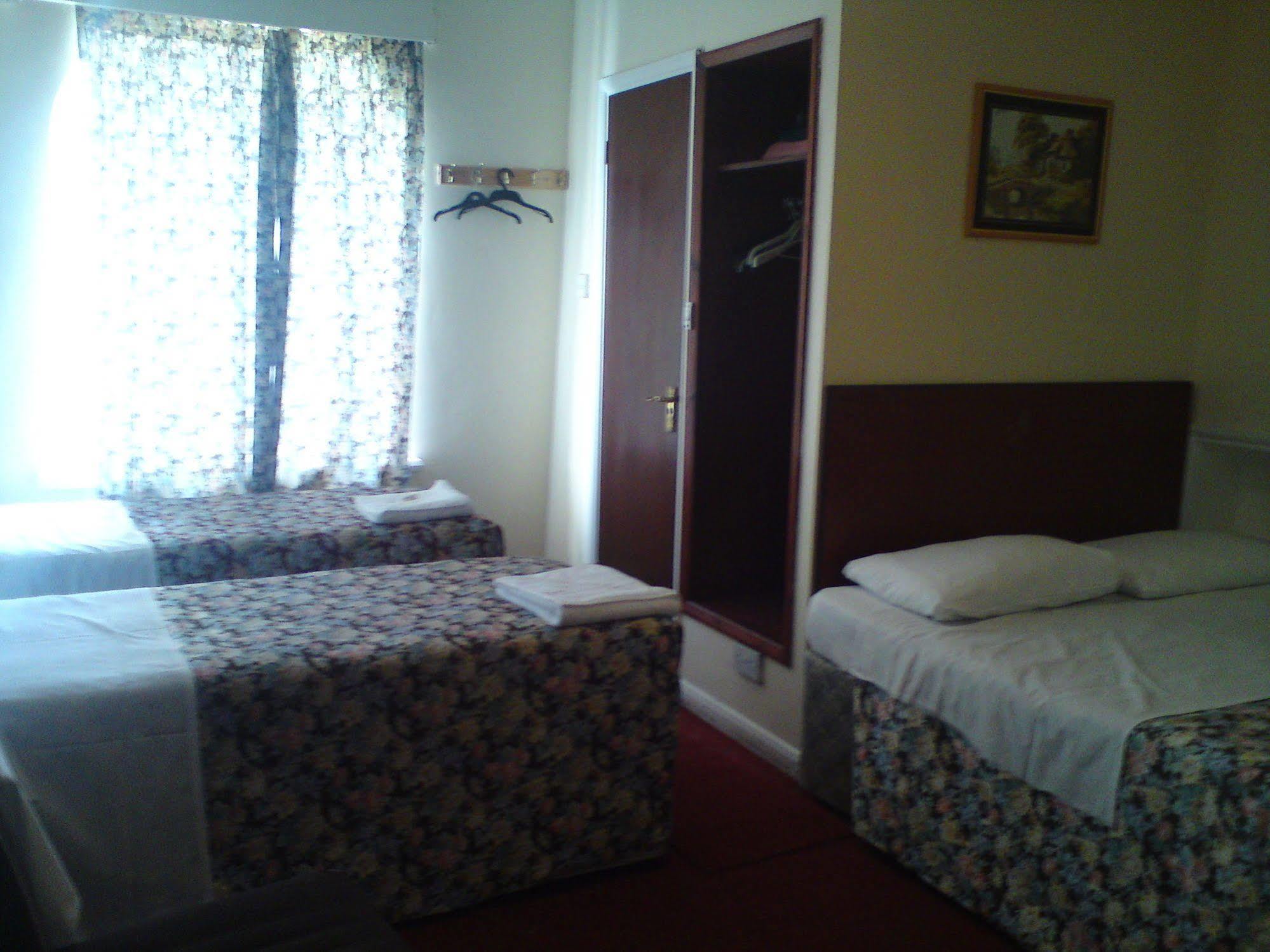 Guest house Regency Court 2*