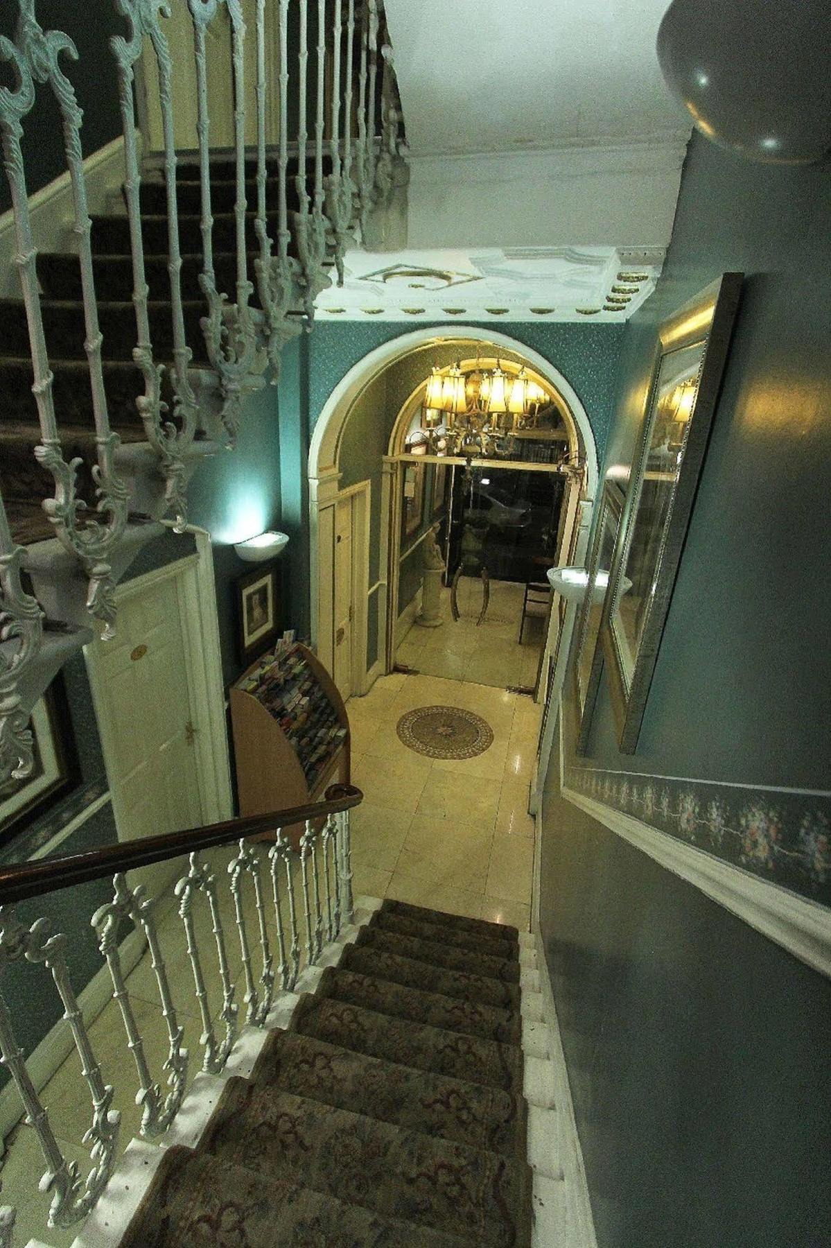 Opulence Boutique 4* London