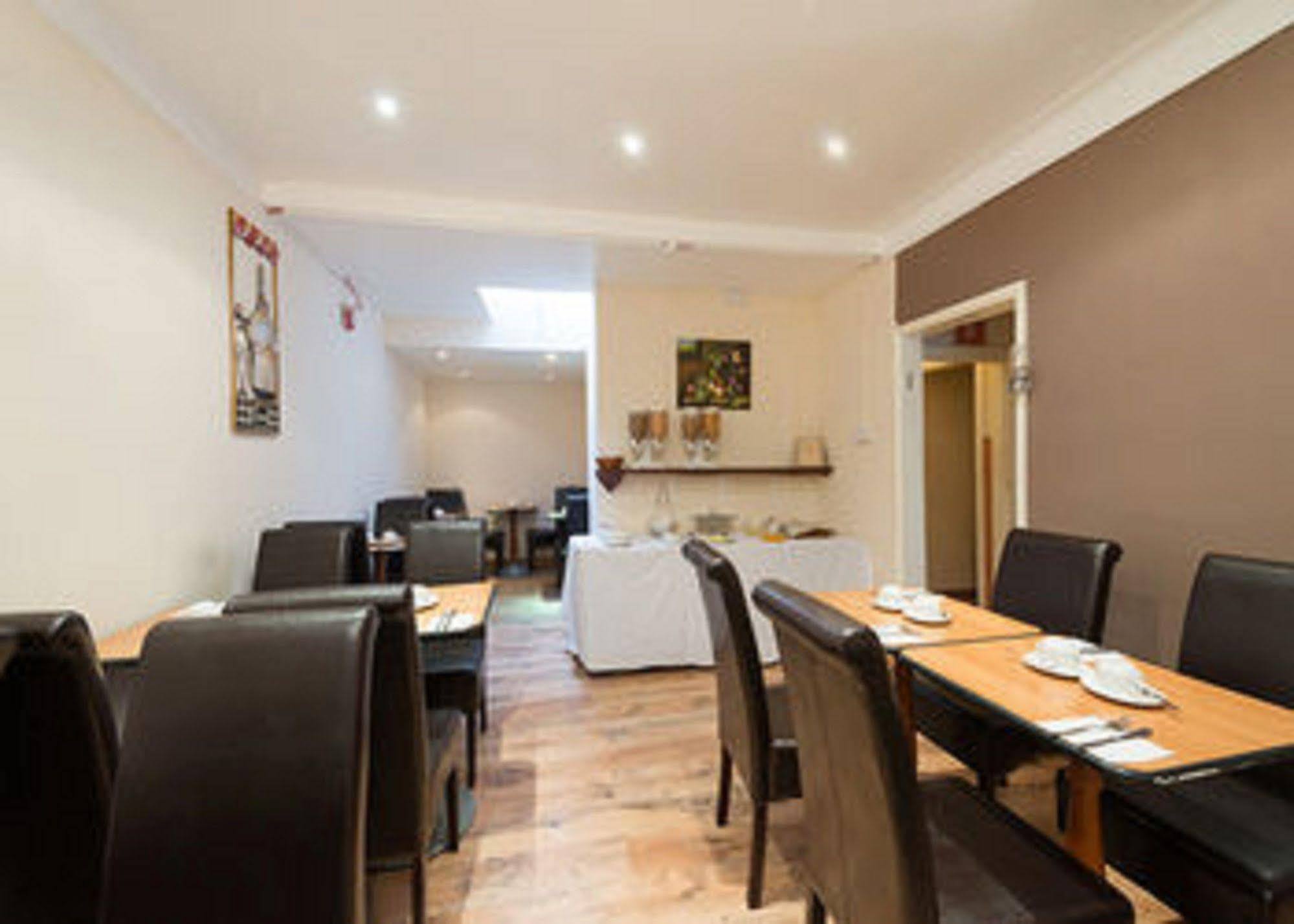 Acomodação com café da manhã  Golders Green Londres