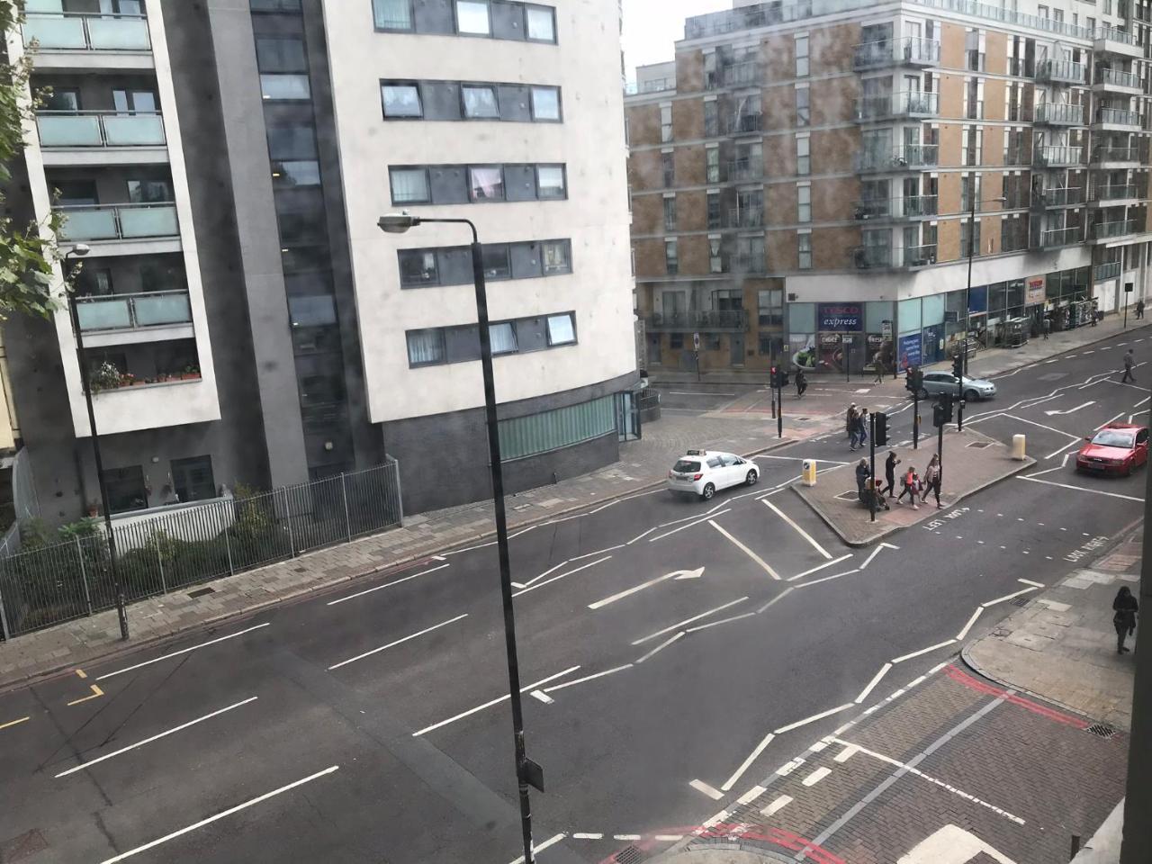 Guest house Poplar London