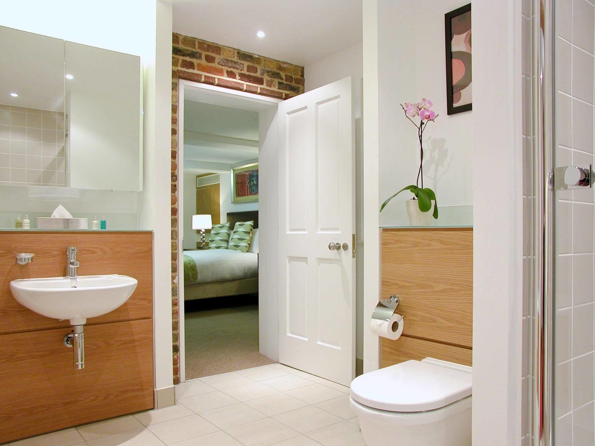 Hotel The Kings Wardrobe By Bridgestreet 4*