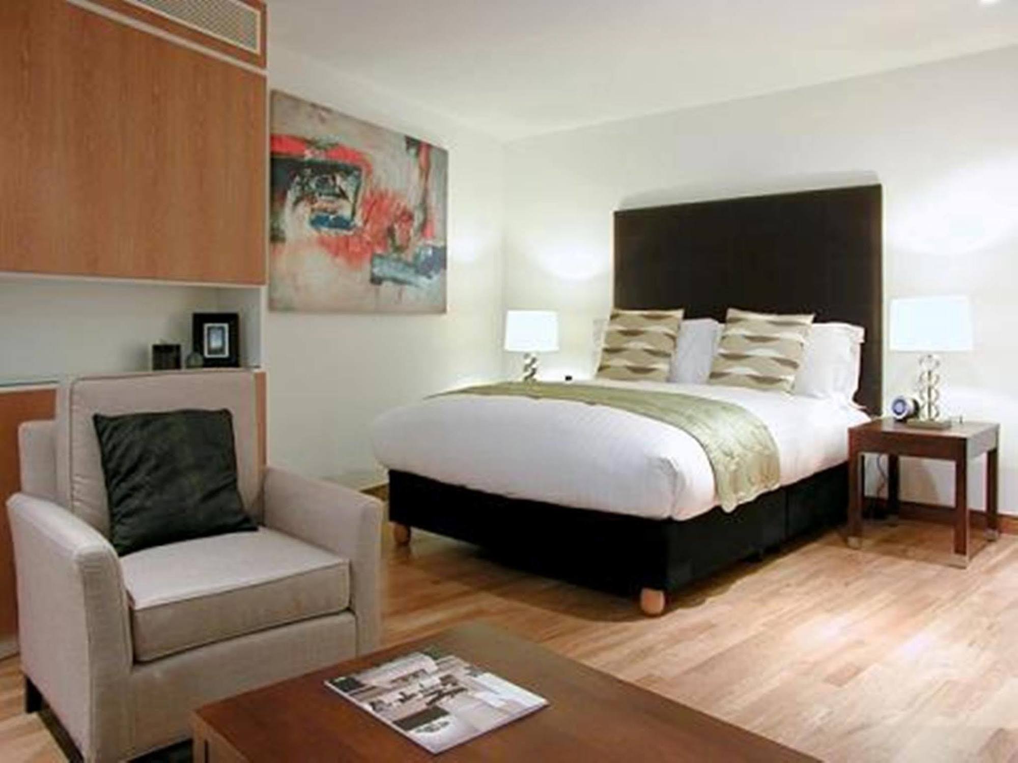 The Kings Wardrobe By Bridgestreet 4* London